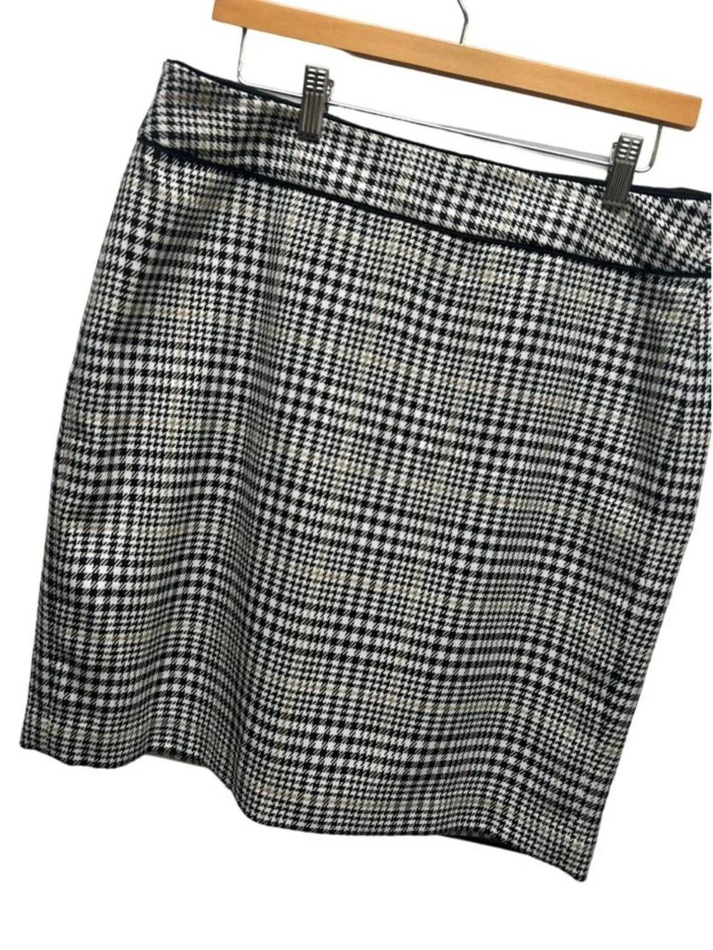 Banana Republic Tweed Black & White Plaid Pencil Skirt